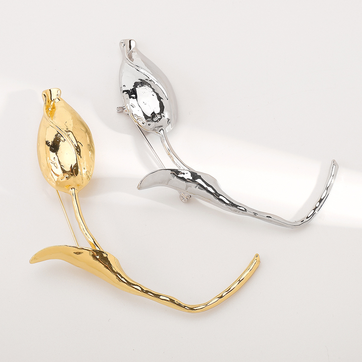 Elegant tulpanknopp brosch för kvinnor - lyxig accessoar_voghion.com