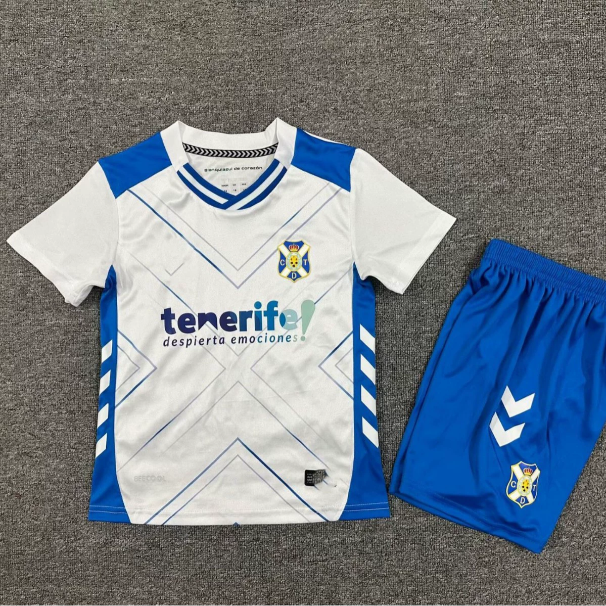 Не пользующаяся спросом детская футболка Lille, Sunderland Wolves, Celta, West Ham, Sheffield Wednesday, Leeds United футбольный костюм