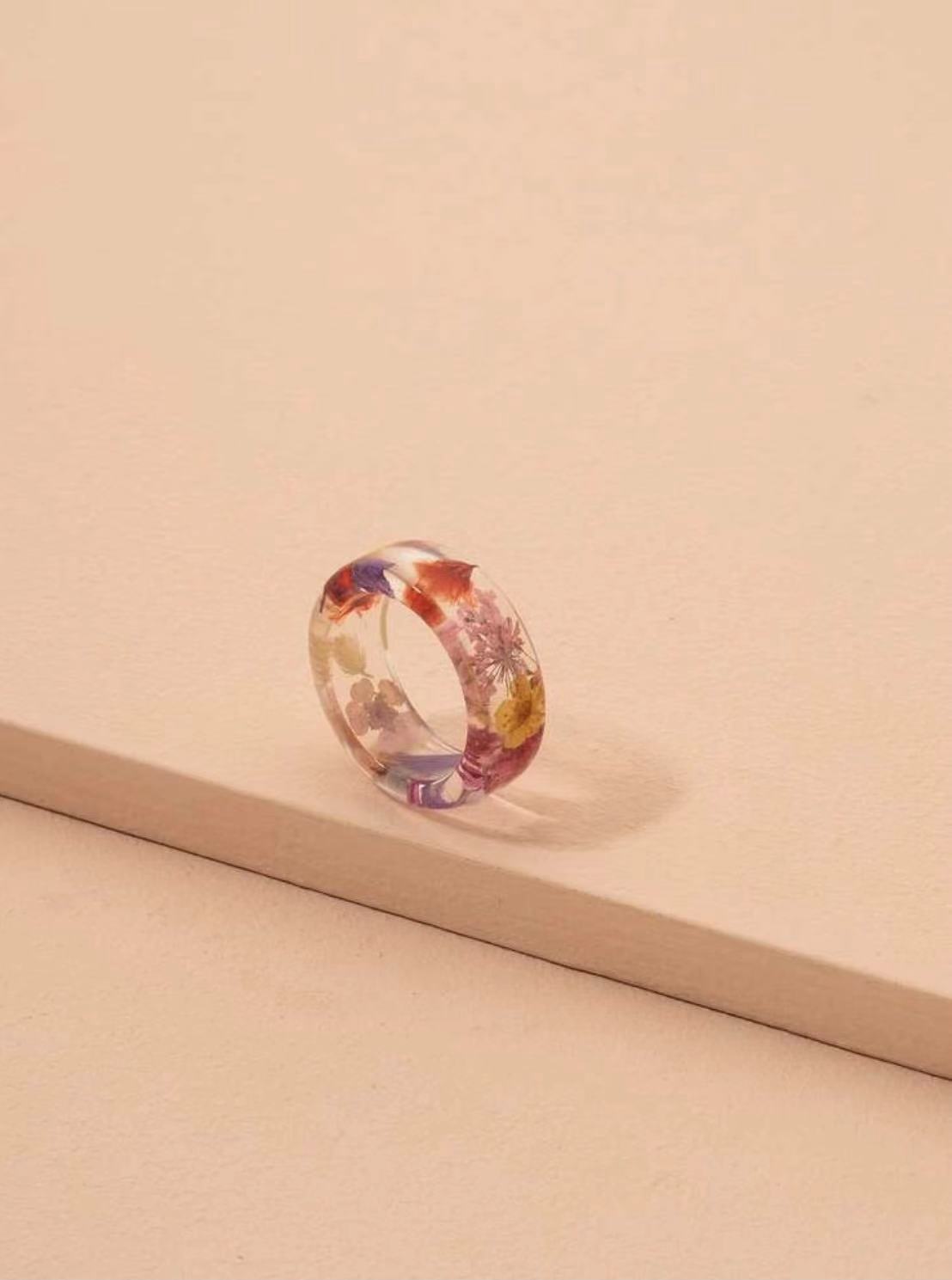 Fashion Resin Dried Flower Ring display picture 1