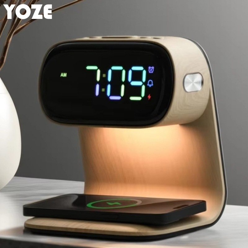 Creativa pantalla grande madera inalámbrica carga luz nocturna reloj escritorio simple cabecera despertador silencioso decoración del dormitorio luz de atmósfera
