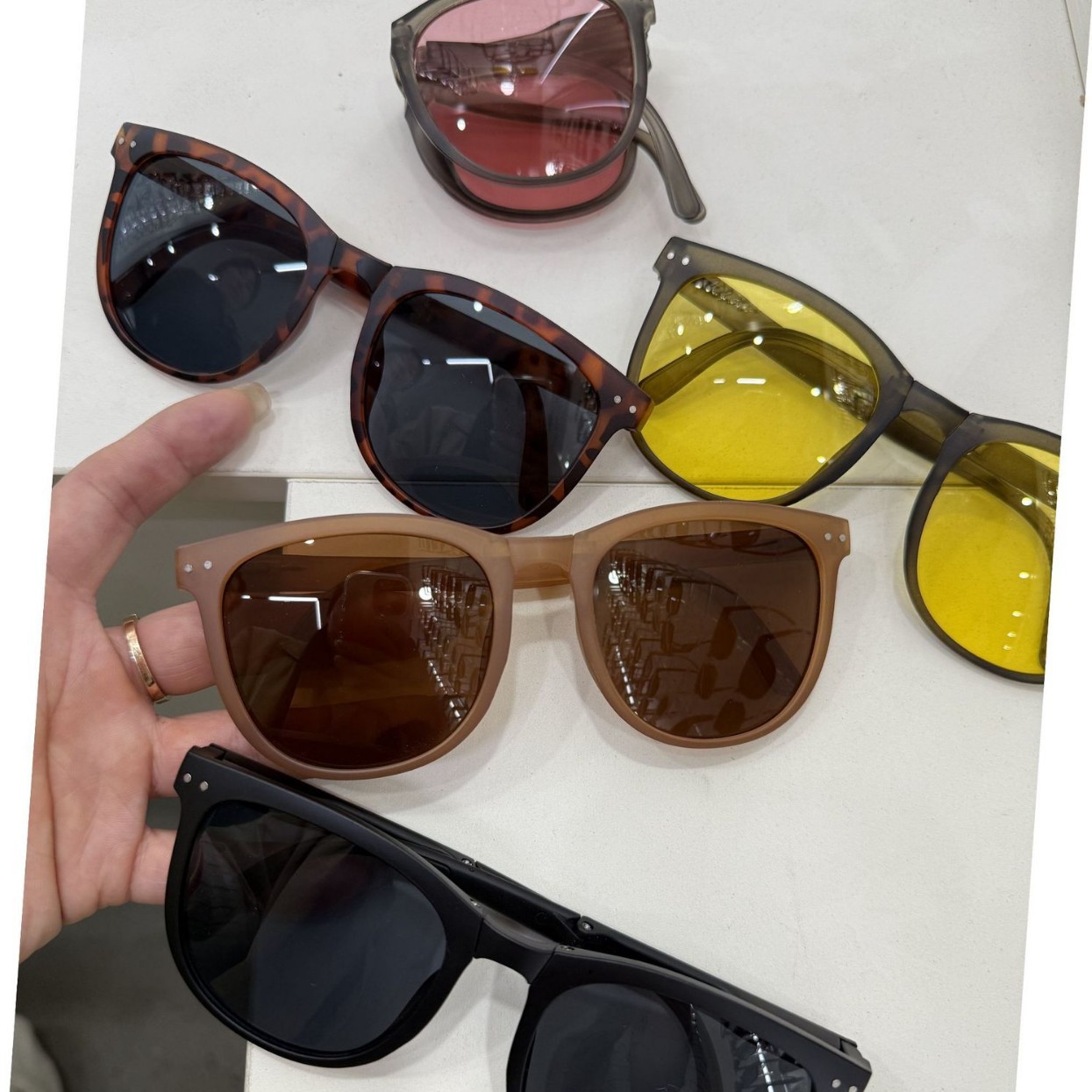 2025 새로운 자외선 방지 한국 스타일 유행 선글라스 접이식 휴대용 인터넷 연예인 패션 선글라스