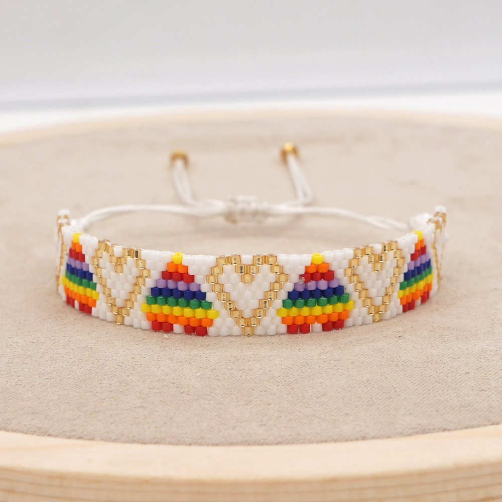 Ethnic Rainbow Beaded Woven Heart Bracelet Wholesale Nihaojewelry display picture 17