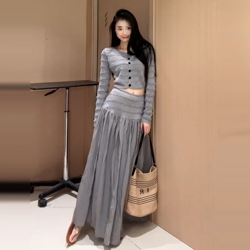 跨境灰色条纹针织套装连衣裙子女5新秋季绝美韩系穿搭一整套长裙|undefined