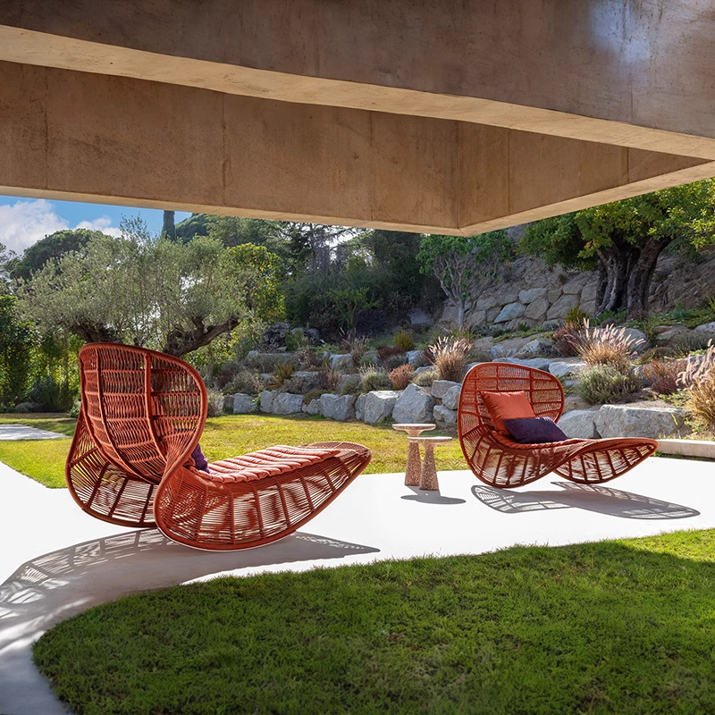 Cama de patio al aire libre balcón sillón sofá cama tela de caña nórdica famosa terraza muebles de villa impermeable
