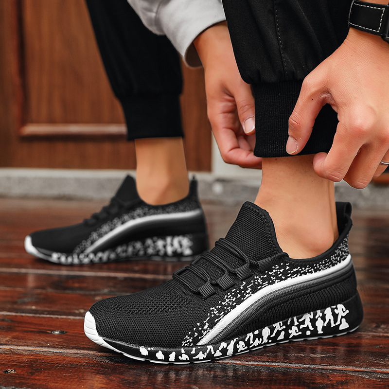fashionable low breathable running sneakers for leisure