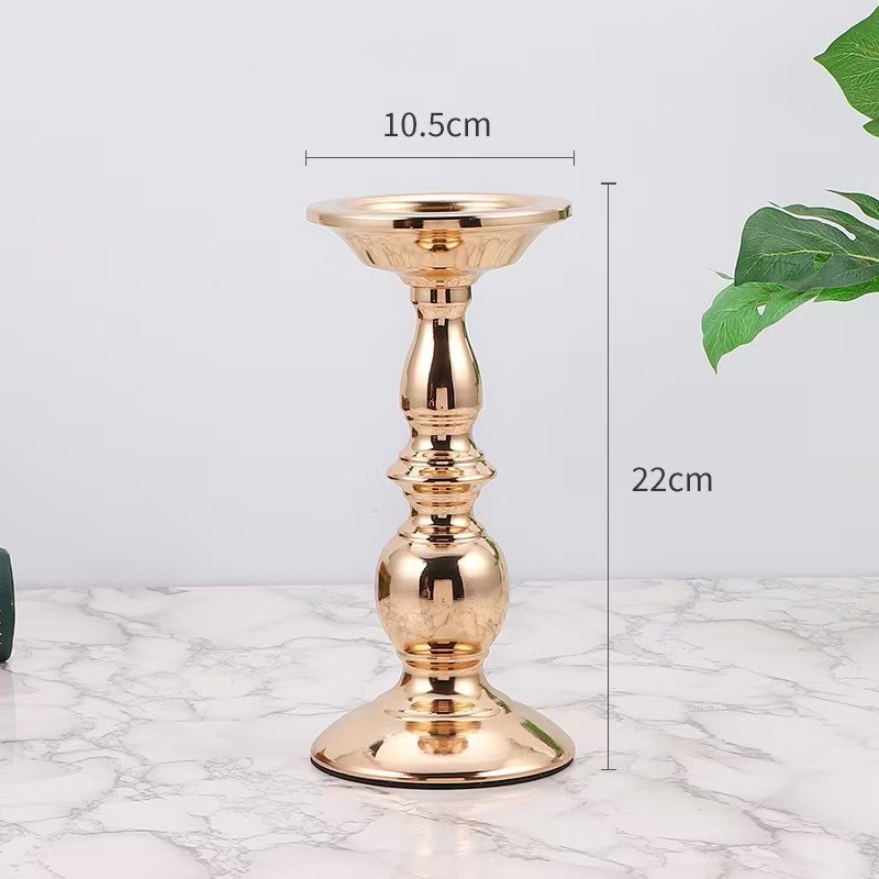 Candelaria de hierro forjado columna romana decoración candelabro mesa de comedor atmósfera retro sensación de asiento decoración romántica vela vela vela