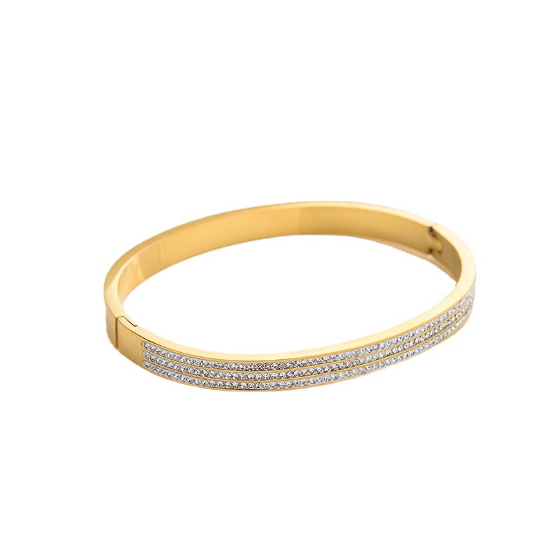 Brazalete de diamantes de acero de titanio femenino no se desvanece, personalidad de pulsera de estrella universal de moda coreana.