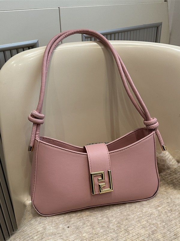 Bolso popular de textura francesa, bolso de luna nueva de estilo occidental, femenino 2024, nuevo bolso diagonal portátil de nicho francés de color sólido de moda