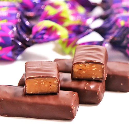 Russian imported nut snack filled chocolate candy wedding celebration crispy KDV purple skin candy popular happy candy
