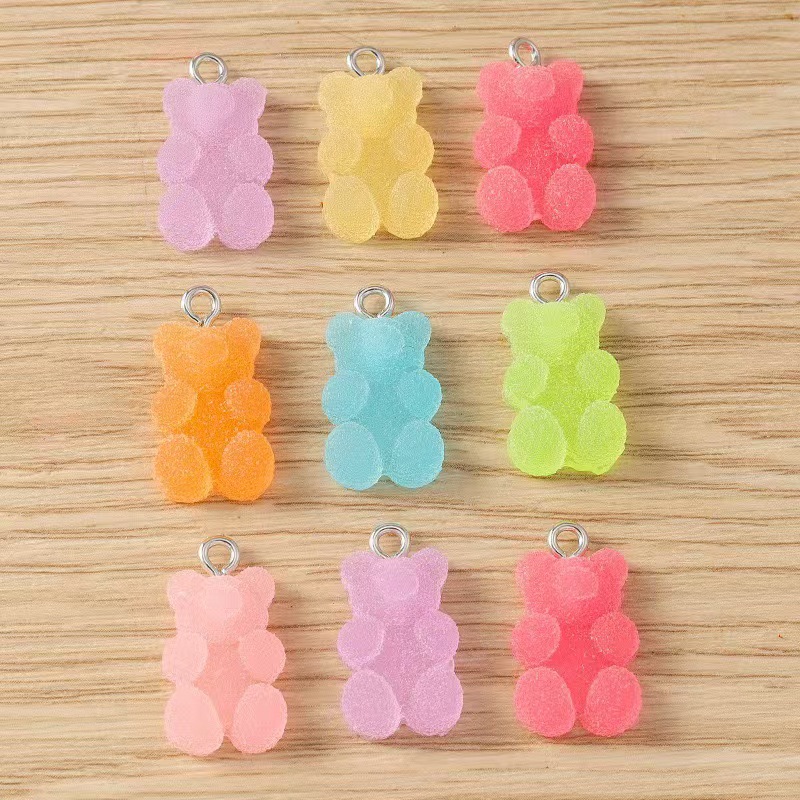 3g Weight 1 Piece Plastic Resin Heart Shape Pendant