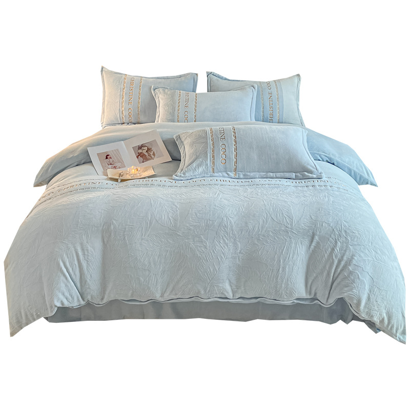 Dos lados engrosados leche coral cama de cuatro piezas en invierno más edredón cubierta de cama de brida de coral cama