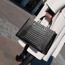 CCAMO真皮女包上档次包包女款牛皮包鳄鱼纹手提包上班通勤包工厂