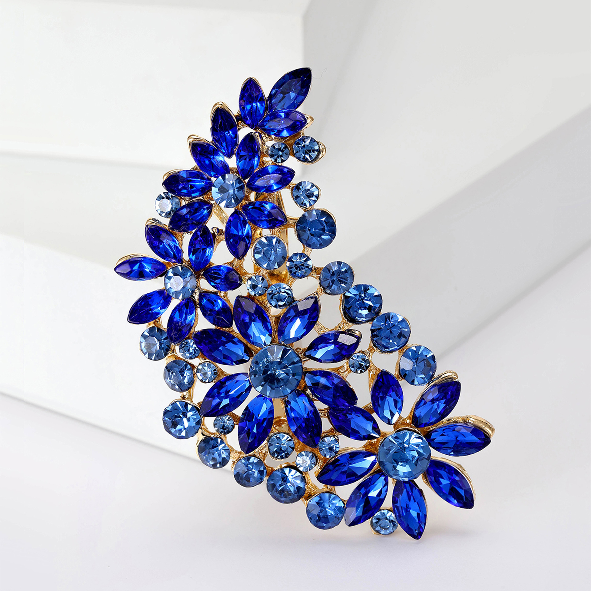 31g Weight Rhinestones Inlay Material Brooches Classification Holiday Occasion Alloy Material Flower Pattern Women's Gender Inlay Design Elegant Style Elegant Pin Flower Alloy Inlay Rhinestones Women's Brooches 6