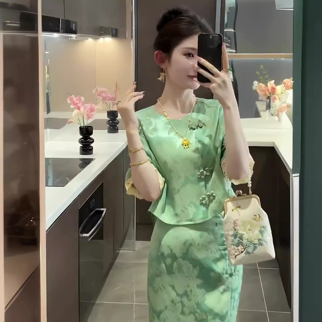Bộ váy hai mảnh kiểu Trung Quốc mùa hè dành cho nữ, thiết kế sang trọng nhẹ nhàng — Màu xanh lá