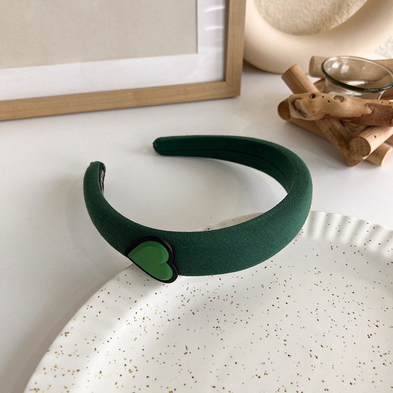 South Korea Green Heart Shape Wide-brimmed Headband Temperament Sponge Headband display picture 3