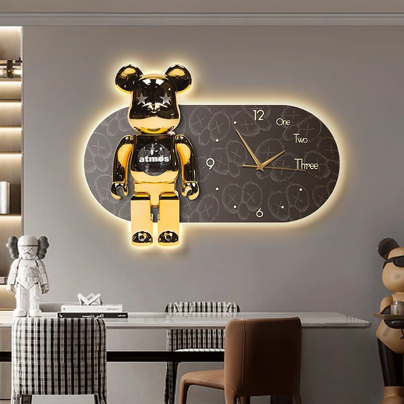 Violence Bear Wall Clock Living Room Dining Room Clock Decorative Painting Light Luxury High-end Dining Room Dining Table Background Wall Painting Clock