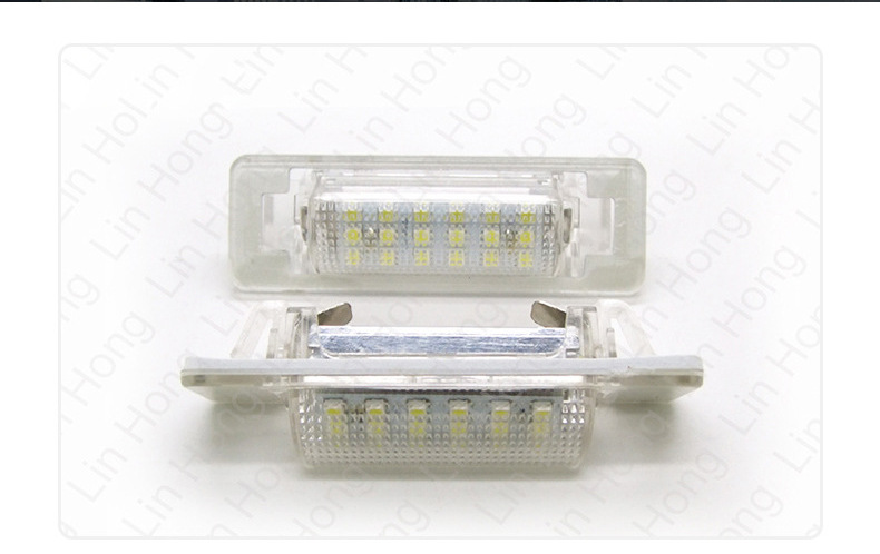 LED license plate lamp is suitable for Mercedes-Benz E-Class C- Class Benz W210 W202 4D Sedan rear license plate lamp assembly