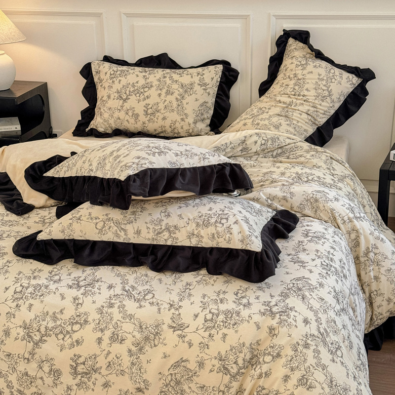 Conjunto de quatro peças de veludo cotelê leve e luxuoso em estilo boho vintage nórdico francês, com renda, lençol de alta qualidade em veludo cotelê estilo princesa, capa de edredom e_voghion.com