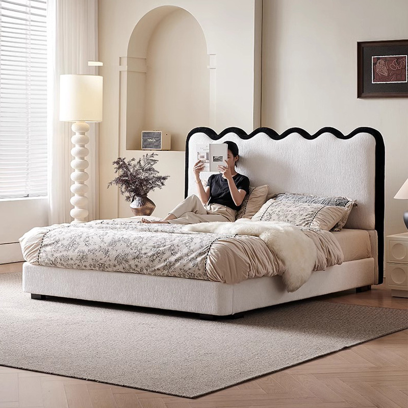 Cama de aire ondulada francesa 1.8m dormitorio principal moderna simple cama de matrimonio de tela doble cama ondulada de diseño