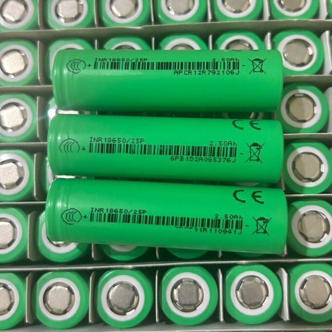 Yiwei 25P18650 2500mAh12C power battery high-rate power tool model drone battery