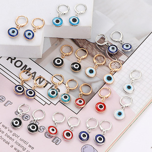�W���羳��ɫ�~��߅��ħ֮�۶�Ȧ �{ɫ�۾�������� �r�Ђ��Զ��h