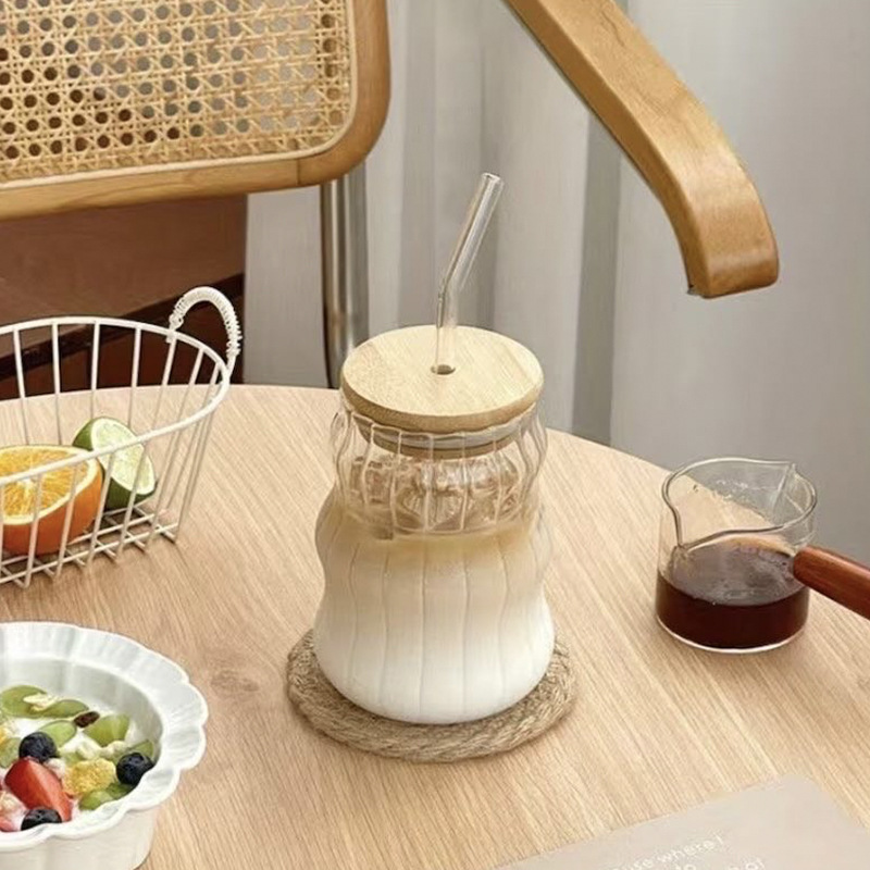 Taza de nube Taza de vidrio de café con pajita Taza de jugo de borosilicato Taza de rayas Taza de bebida fría regordeta Taza de té con leche