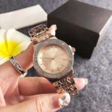 �ֱ�W������ֵ���A�����б�õ��𽛵�͹���С���LinsŮ��