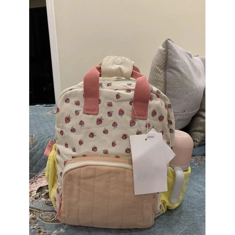 Mochila escolar con estampado de fresa para niñas, morral de lona con estampado de fresa, ropa de dopamina, mochila de Color contrastante, guardería, novedad de 2023_voghion.com