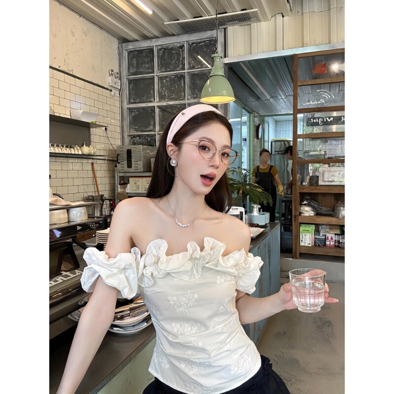 Morning Breeze [Original Quality] Off-Shoulder Jacquard Blouse for Women, Summer Design with Lace Trim, Waist-Cinching Slim Fit Short Top