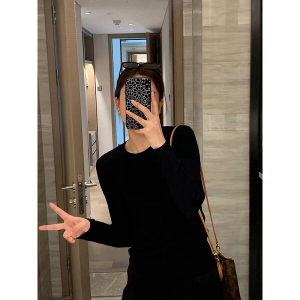 Solid color woolen base body-friendly autumn knitted sweater