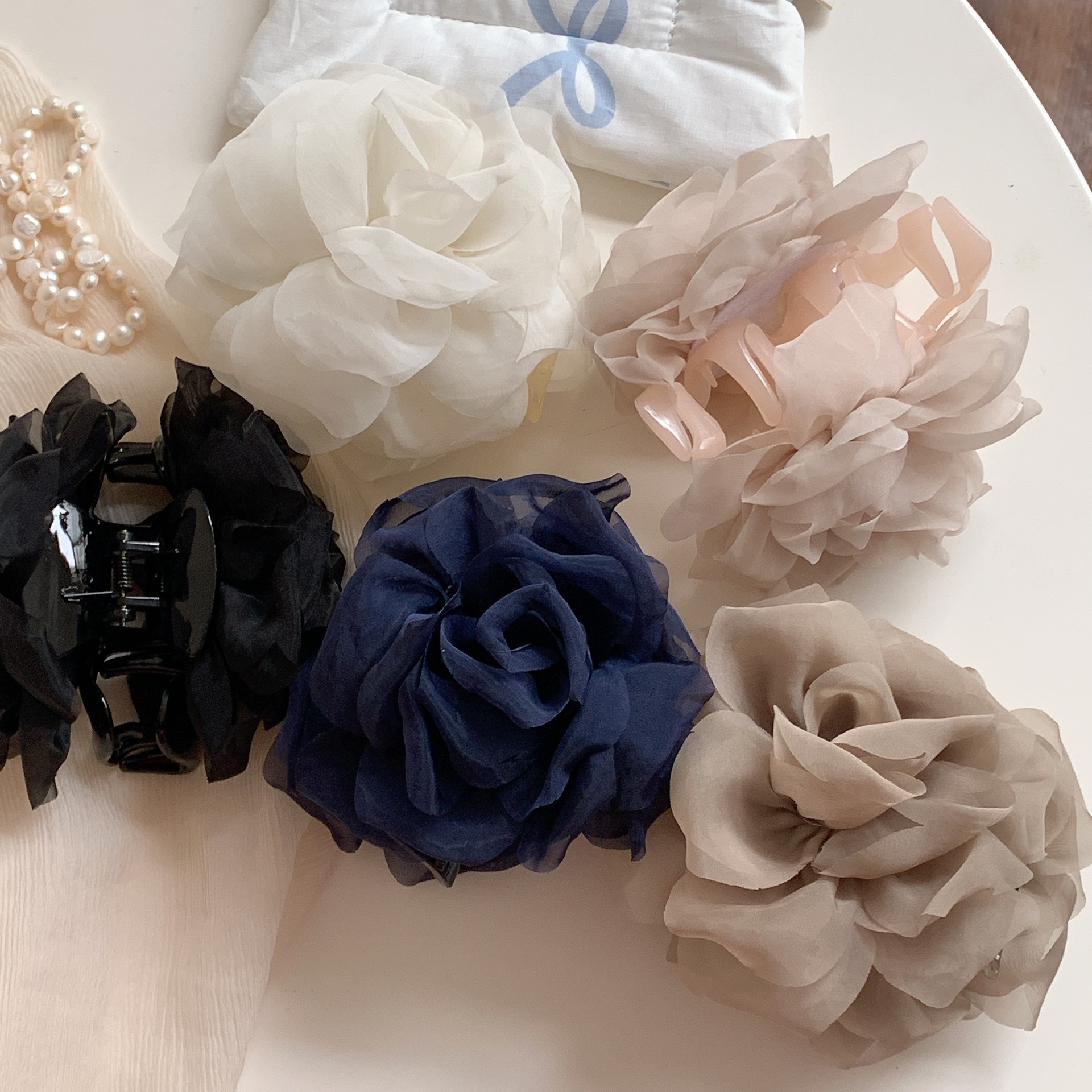Daily, Street Occasion Retro Classic Style Women's Flower Cloth Hair Claws