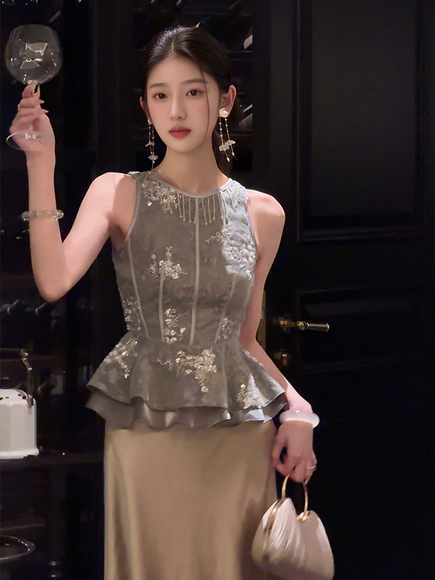 Áo hai dây nữ thêu đính hạt jacquard phong cách Tân Trung Hoa — áo vest