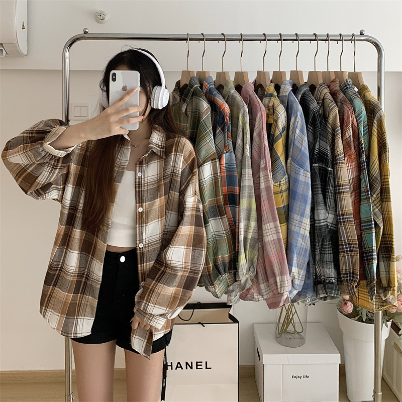Real Shot of Japanese and Korean Retro Plaid Shirts for Women, Long-Sleeved Shirts, Jackets, Loose Design Long-Sleeved Jackets