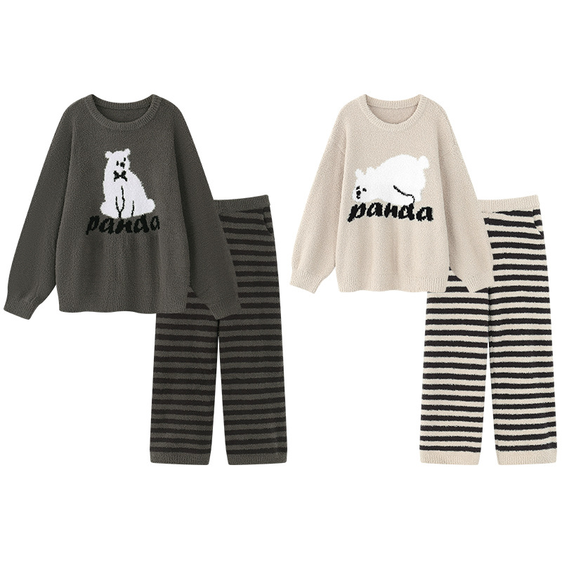 Demi-season keep warm solid color pijama with a round collar