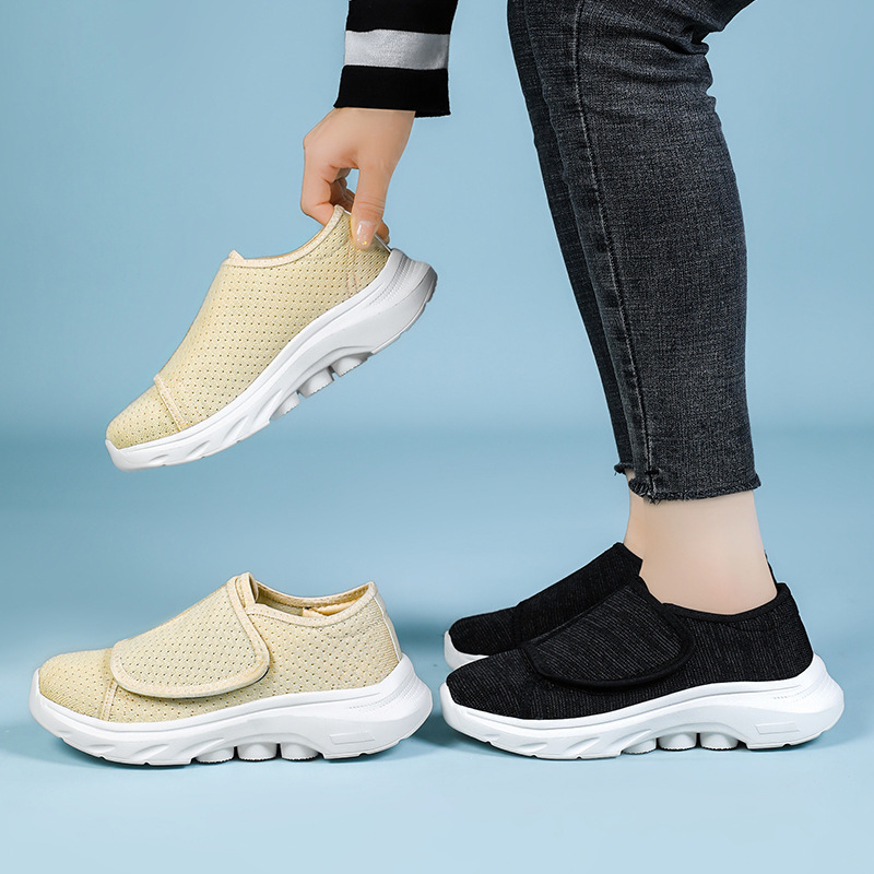 Zapatos mujer verano nuevo estilo transfronterizo zapatos individuales mujer frío velcro zapatos de madre zapatos transpirables y ligeros