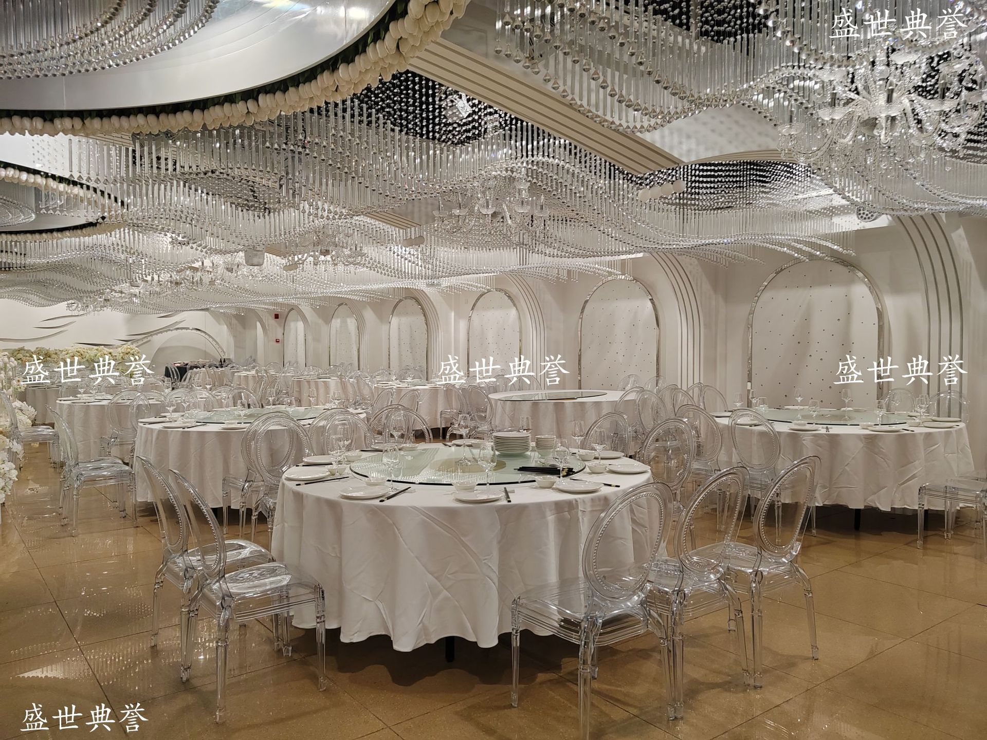 Hangzhou foreign trade wholesale acrylic bamboo joint chairs, outdoor wedding transparent chairs, hotel banquet hall wedding banquet princess chairs pic 6