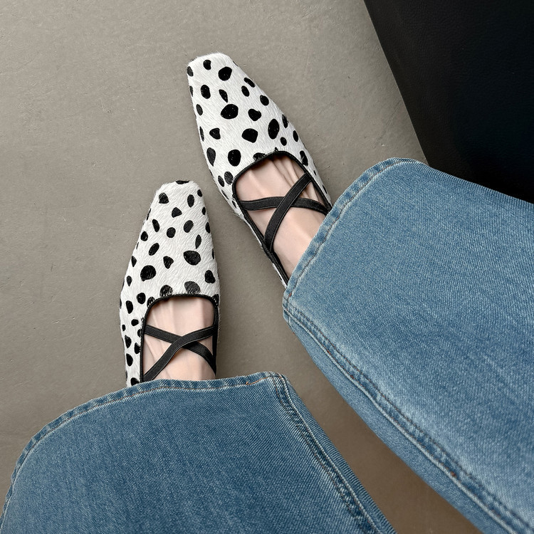 Women's 2026 Spring Trend Designer Cross-Strap Flat Ballet Horsehair Shoes with Hidden Heel Increase, Mary Jane Style