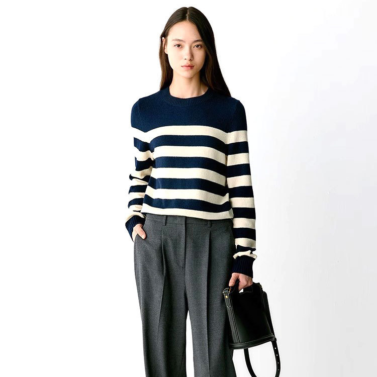 小禾春季新款休闲薄款毛衣女2025圆领长袖条纹百搭套头针织衫女