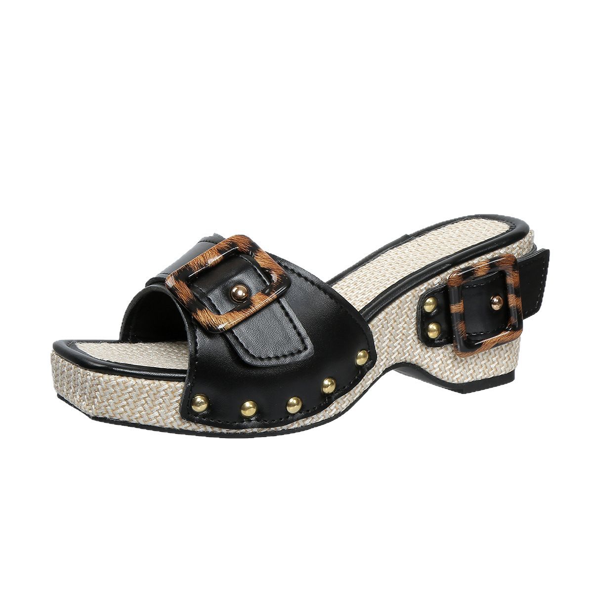 Cross Border plus size 2025 Trendy New Thick Sole Wedge Sandals Rivet Sandals Fashion Sandals Summer Sandals Comfortable