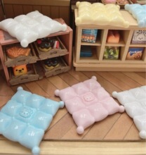 kitty小方枕头羽绒枕头捏捏盘diy配件