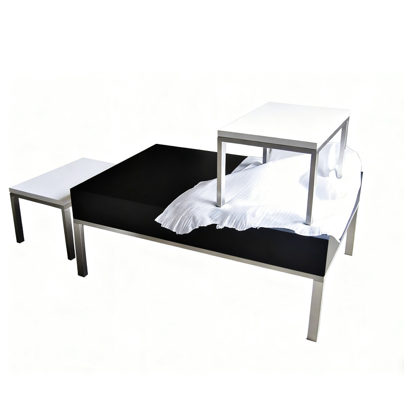 Tienda de ropa estante alto y bajo plataforma de montaje de piso de exhibición de almacenamiento de adornos de hierro forjado estante de exhibición de ropa de hombre