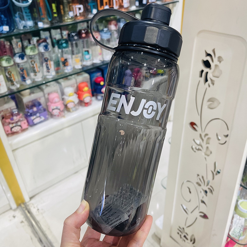 Jinshi deportivo al aire libre botella de plástico de una sola capa de 2000ml taza espacial de gran capacidad botella de agua portátil para trabajadores ecológicos