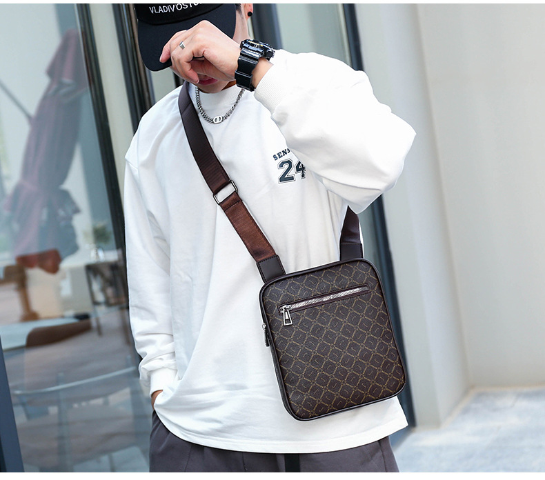 217g Weight Polyester Lining Material Zipper Closure Type Single Shoulder Strap Strap Type Shoulder Bag Bags Type Casual, Daily Occasion Nylon Material Solid Color Pattern All Seasons Season Men'S Gender Vintage Style Style Square Shape Large Size Men's Large All Seasons Nylon Solid Color Vintage Style Square Zipper Shoulder Bag