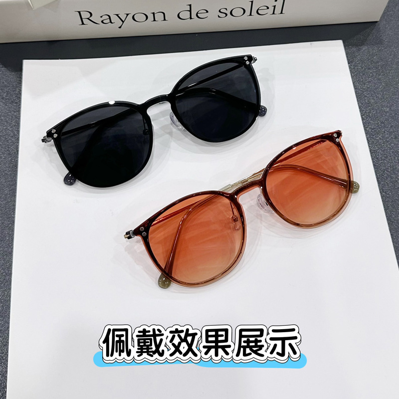 8004网红新款磁吸墨镜女韩式潮流椭圆三合一套镜骑行可配近视眼镜|undefined