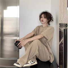 怠惰な風のスポーツウェアのスーツの女性の夏の半袖のズボンの学生の韓国版のゆったりしている大きいサイズの快適なカジュアルな2つのセット