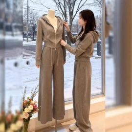 时尚休闲套装;连衣裙;女式针织衫