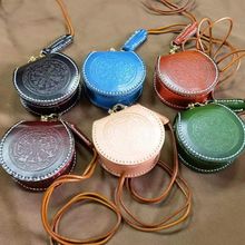 厂批十二生肖零钱包真皮耳机包手缝线植鞣皮真皮零钱包头层牛皮