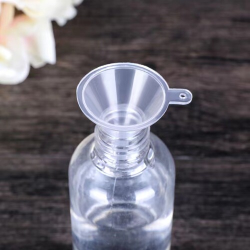 Factory plastic small funnel transparent food grade liquid perfume dispenser vacuum bottle mini dispenser tool