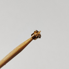 0.3模数10齿轴孔1台阶伞齿轮90度直角传动黄铜金属锥齿轮模型用