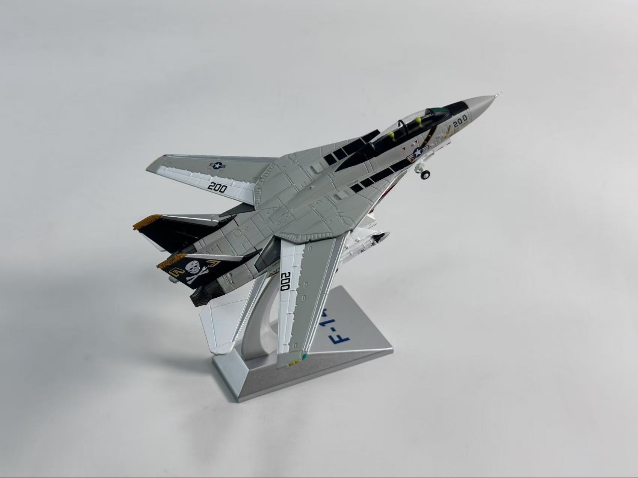 1:100战斗机F14雄猫合金飞机模型 F-14A战斗机VF-84中队军事拼装